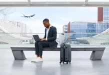 Πώς να μείνεις ασφαλής από τους κρυφούς κινδύνους του Wi-Fi στα αεροδρόμια