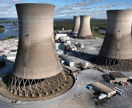Η AI φέρνει ξανά στο προσκήνιο το Three Mile Island και την πυρηνική ενέργεια