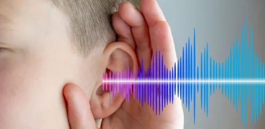 Γιατί ο κακός ύπνος μπορεί να επιδεινώσει το επίμονο βουητό στα αυτιά