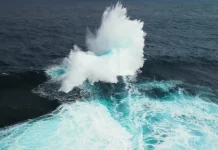 Πραγματικό “Glitch” καταγράφηκε στον ωκεανό της Αυστραλίας! Αυστραλίας