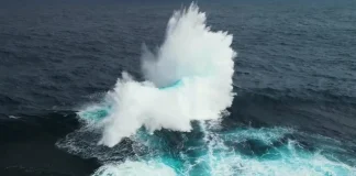 Πραγματικό “Glitch” καταγράφηκε στον ωκεανό της Αυστραλίας! Αυστραλίας