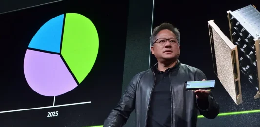 Η Nvidia μέσα στα διασταυρούμενα πυρά ΗΠΑ-Κίνας: Ο Huang έφτασε στην Σαγκάη εν μέσω ban στα H200 chips Nvidia Κίνα