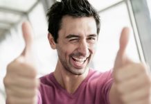 Το μυστήριο λύθηκε: Το μέγεθος του πέους εξελίχθηκε για δυο λόγους