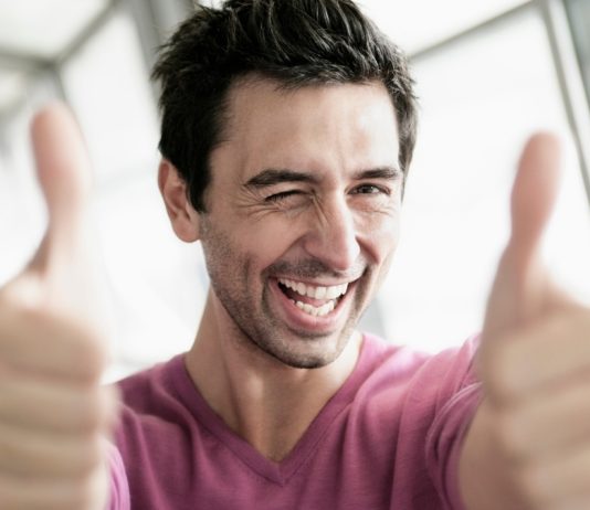 Το μυστήριο λύθηκε: Το μέγεθος του πέους εξελίχθηκε για δυο λόγους