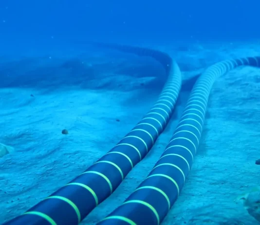 Η Vodafone κατασκευάζει νέο υποθαλάσσιο καλωδιακό σύστημα στην Ελλάδα για καλύτερη συνδεσιμότητα Vodafone καλώδιο