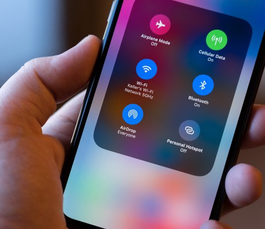 iOS 26.2: Τι είναι τα AirDrop Codes και πώς κάνουν το sharing πιο ασφαλές
