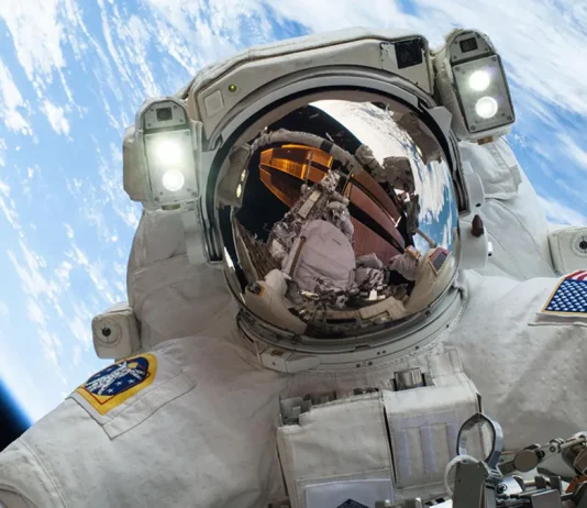 αποστολές τηλέφωνα