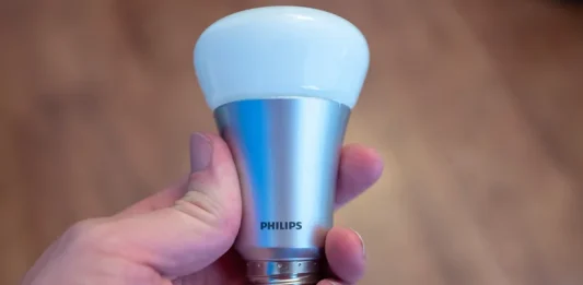 Μήπως οι έξυπνες λάμπες καίνε περισσότερο ρεύμα από τις κανονικές λάμπες;