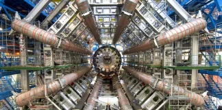 Μεγάλος Επιταχυντής Αδρονίων LHC CERN