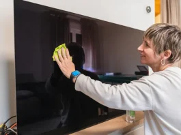 Γιατί οι OLED οθόνες θέλουν μεγαλύτερη προσοχή στο καθάρισμα;