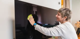 Γιατί οι OLED οθόνες θέλουν μεγαλύτερη προσοχή στο καθάρισμα;