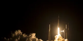 Μπλόκο της Amazon στο σχέδιο της SpaceX για την δημιουργία τροχιακών data center