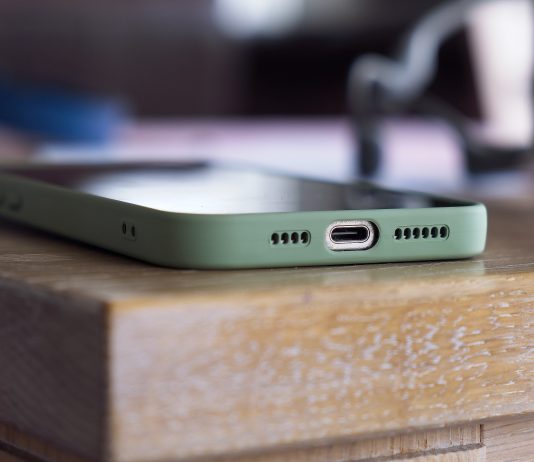 Το RCS αποκτά βιντεοκλήσεις και νέα εργαλεία συνομιλίας σε Android και iPhone