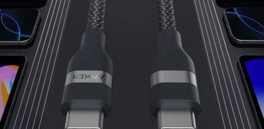 Γιατί τα smartphone δεν συνοδεύονται πλέον από φορτιστή στη συσκευασία;