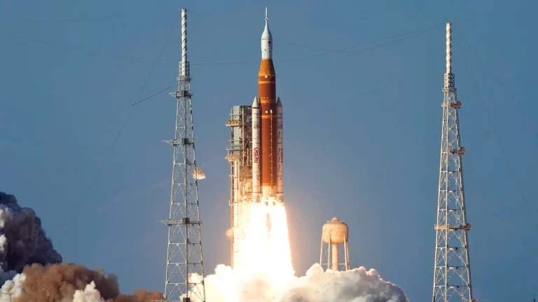 Εκτόξευση Artemis II