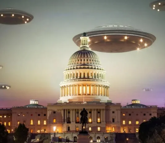 Βουλευτής των ΗΠΑ λέει πως υπάρχουν εξωγήινοι και έχει γίνει επαφή εξωγήινοι