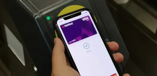 iPhone ανέπαφες