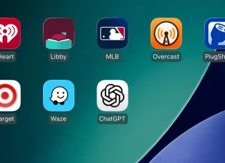 Η Apple άνοιξε το CarPlay με το iOS 26.4 και το ChatGPT μπήκε πρώτο (pic)