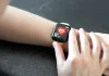 Τι σημαίνει όταν ο αισθητήρας του Apple Watch γίνεται κόκκινος
