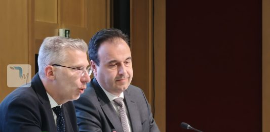 Τέλος η πρόσβαση στα social media από ανήλικους στην Ελλάδα