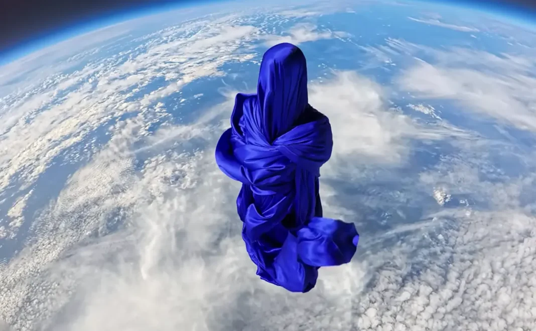 γλυπτό διάστημα Mission Taroni