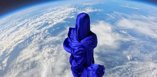 γλυπτό διάστημα Mission Taroni