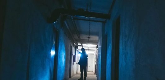 Το φαινόμενο που εξηγεί γιατί ορισμένα σπίτια μοιάζουν στοιχειωμένα