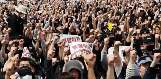 Η μεγαλύτερη απεργία στην ιστορία της Samsung θα κάνει τα Galaxy S27 πιο ακριβά!