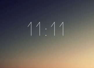 Γιατί βλέπεις παντού το 11:11 και τι πραγματικά σημαίνει