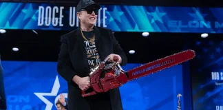 Κόπηκαν τα φρένα πληροφοριοδότη του DOGE, ώρες αφού ο Musk τον στοχοποίησε Musk