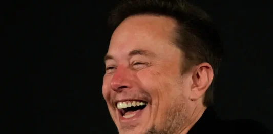 Ο Elon Musk αύξησε κι άλλο την περιουσία του. Ακόμα και αν χάσει 1 τρις θα ειναι παλι ο πλουσιότερος άνθρωπος Elon Musk
