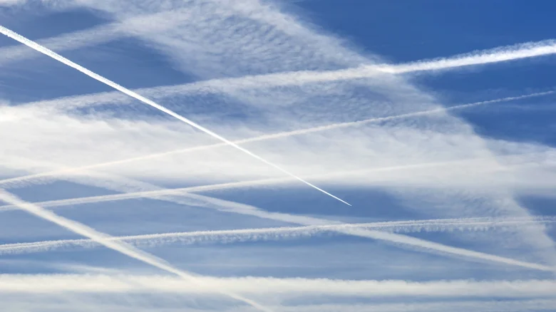 contrails
