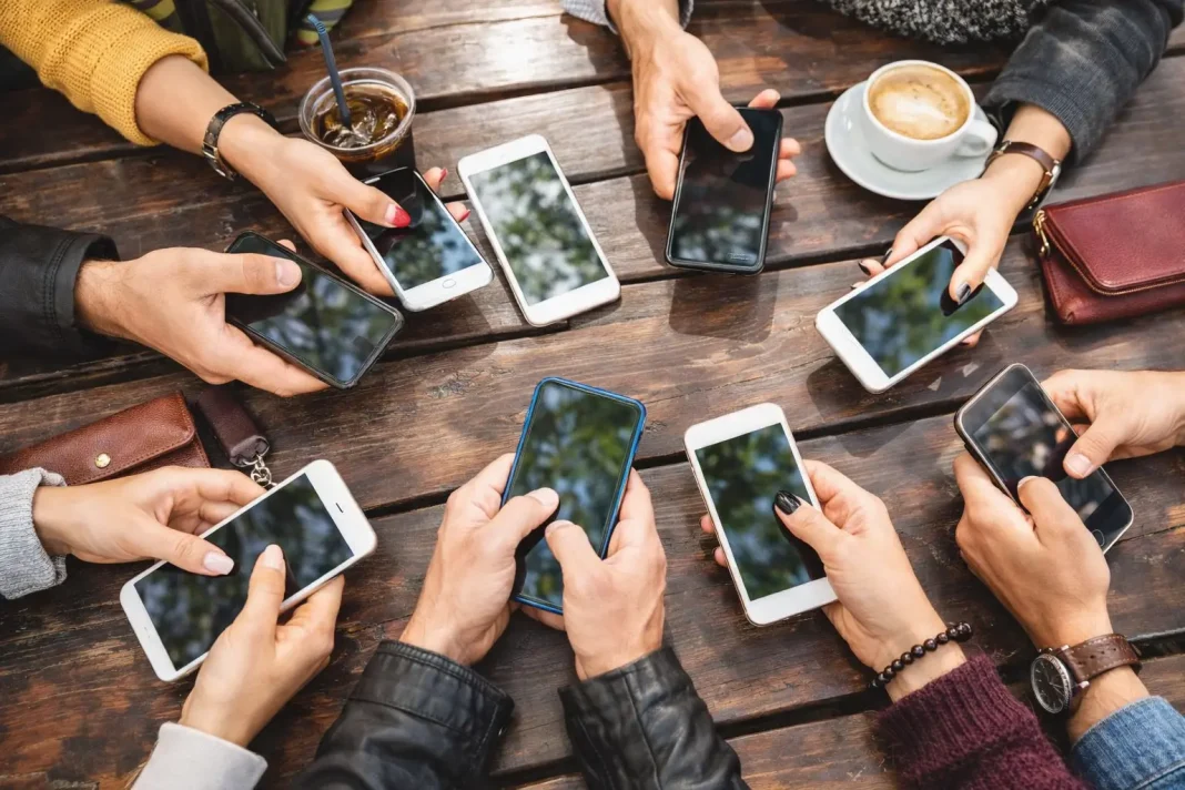 smartphone users smartphones