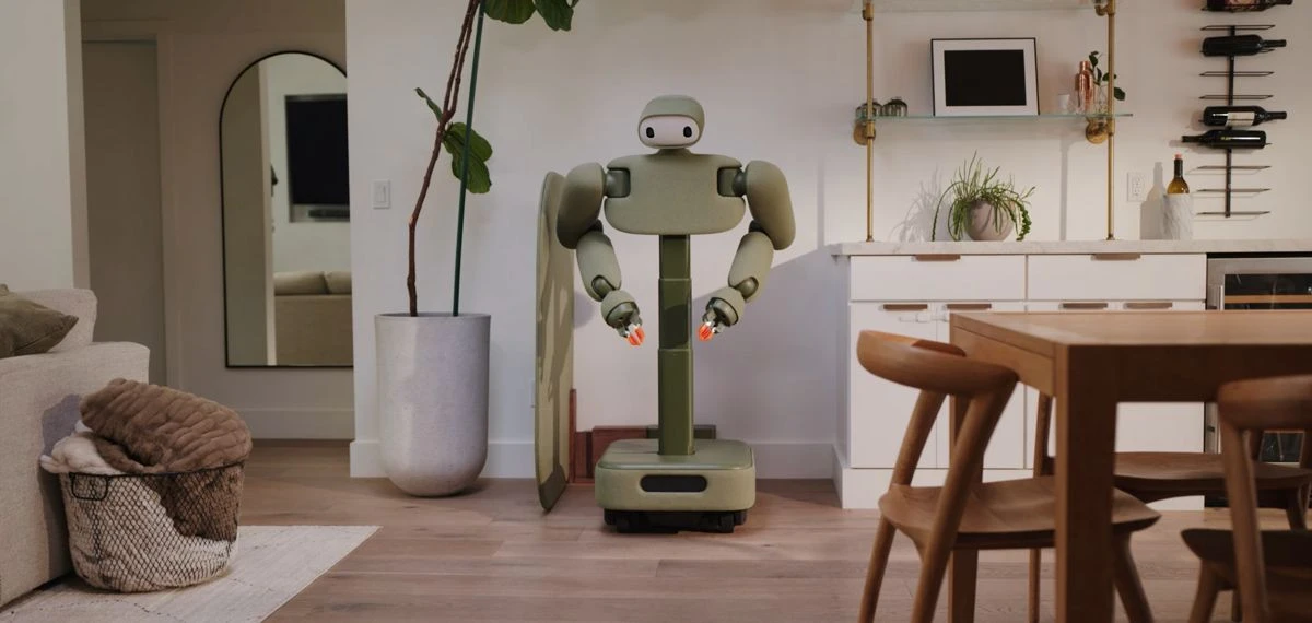 Το αυτόνομο ρομπότ Weave Robotics Isaac 1 σε δωμάτιο