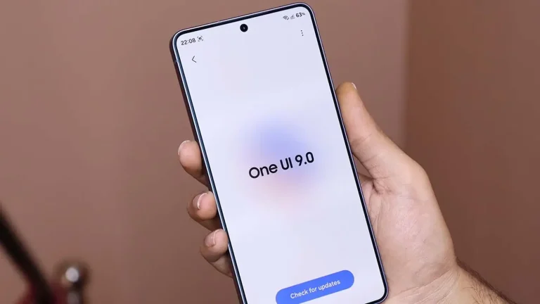 Samsung Galaxy S26 με το λογισμικό One UI 9.0 στην οθόνη