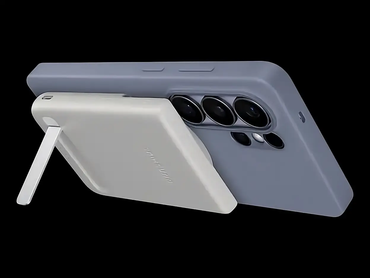 Το νέο ασύρματο powerbank της Samsung ο περίγελος του διαδικτύου επειδή καλύπτει την κάμερα