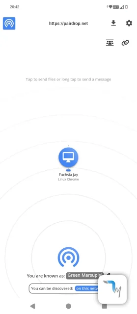 Η φωτογραφία παρουσιάζει την εφαρμογή του Pairdrop κατεβασμένη στο κινητό μας να έχει ανιχνεύσει το laptop μας.