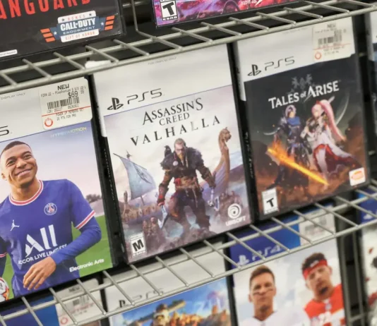 Αγωγή ύψους 400 εκατομμυρίων ευρώ κατά της Sony για το τέλος των δίσκων και τον έλεγχο τιμών Η Sony λέει αντίο στα Blu-ray, όμως ο κόσμος αντιδρά με αγωγές