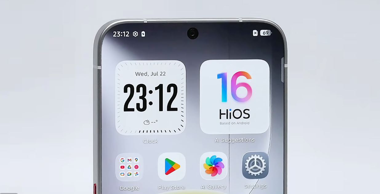 Η φωτογραφία παρουσιάζει το bezel-less smartphone της Tecno που κυκλοφόρησε σε βίντεο πριν από λίγες μέρες από την ίδια την εταιρεία.