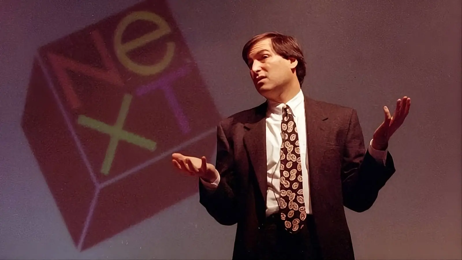 Η CIA βοήθησε τον Steve Jobs να κρατήσει ζωντανή την NeXT και να επιστρέψει στην Apple