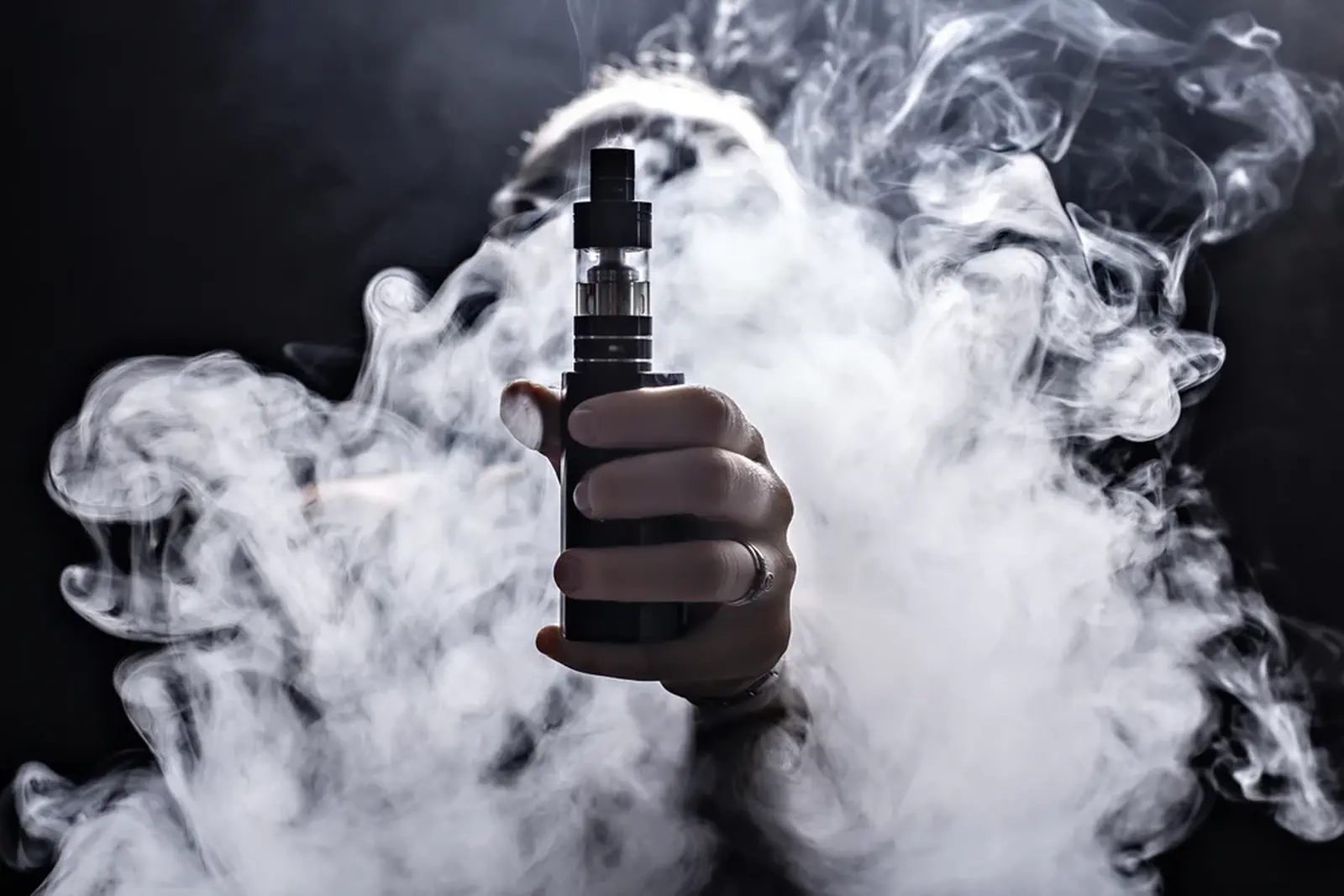 Το άτμισμα είναι ο πιο αποδοτικός τρόπος για τη διακοπή του καπνίσματος
