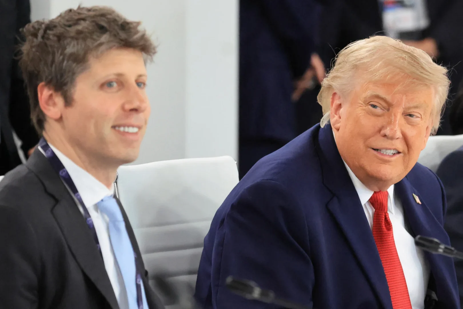 Trump και Altman στους G20 ζητούν λιγότερα μέτρα για την AI