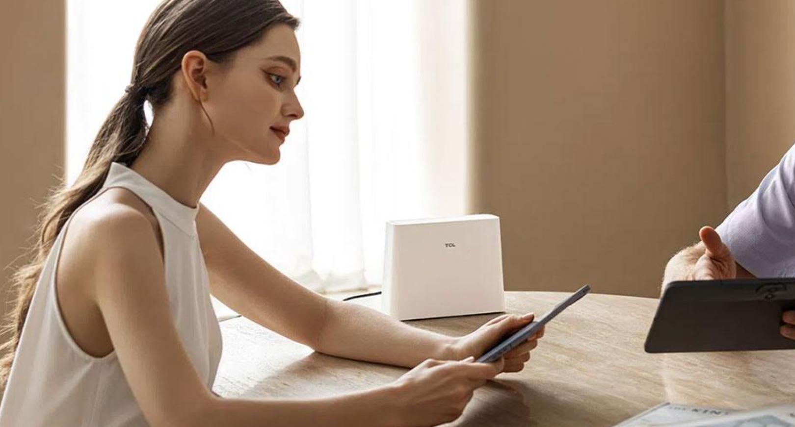 TCL LINKHUB HH515L 5G router συσκευή