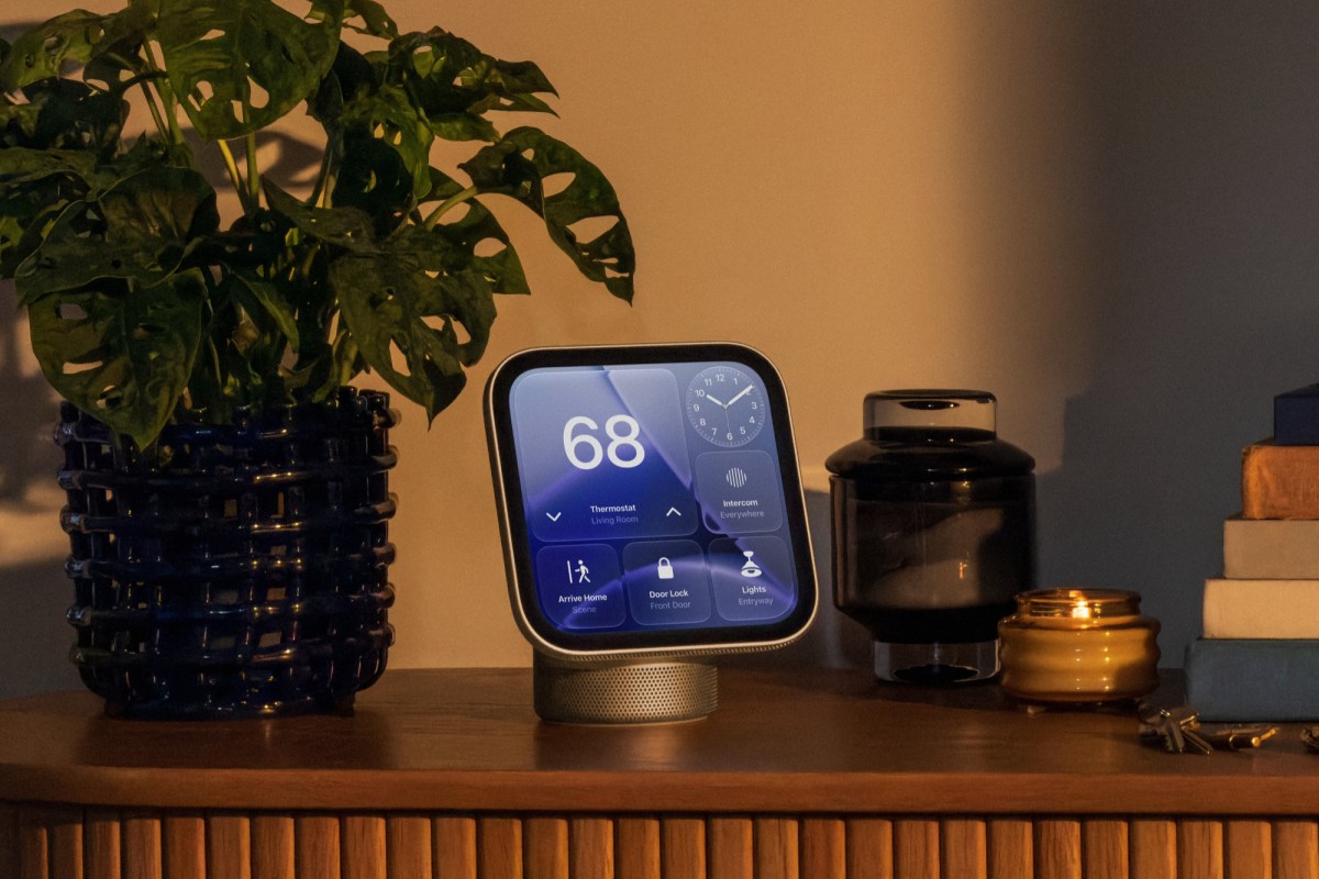 Το Apple HomeView στην ενσωματωμένη βάση του