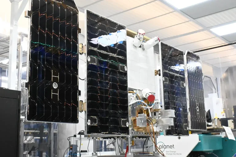 Google Project Suncatcher data centers