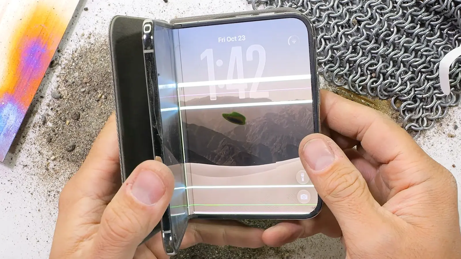 Το iPhone Duo απέτυχε στο τεστ αντοχής